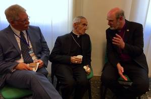 My last photo with Jean Louis Cardinal Tauran: In discussion with Cardinal Tauran in his office in Rome (left: Thomas K. Johnson) Â© BQ/Warnecke