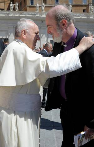 Foto: Papst Franziskus und Bischof Thomas Schirrmacher Â© Osservatore