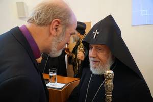 Photo: Thomas Schirrmacher welcomes the Armenian Catholicos and Patriarch Karekin II in Berlin to commemorate the Reformation in 2017 Â© BQ/Schirrmacher