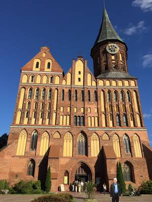 •	Photo: Thomas Paul Schirrmacher visiting the Cathedral of Kaliningrad © IIRF/Schirrmacher