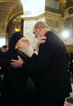 Foto: Thomas Schirrmacher mit dem PreistrÃ¤ger, Erzbischof Anastasios Yannoulatos Â© BQ/Esther Schirrmacher