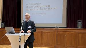 Prof. Dr. Christof Sauer bei seinem Eröffnungsvortrag © Manuel Böhm